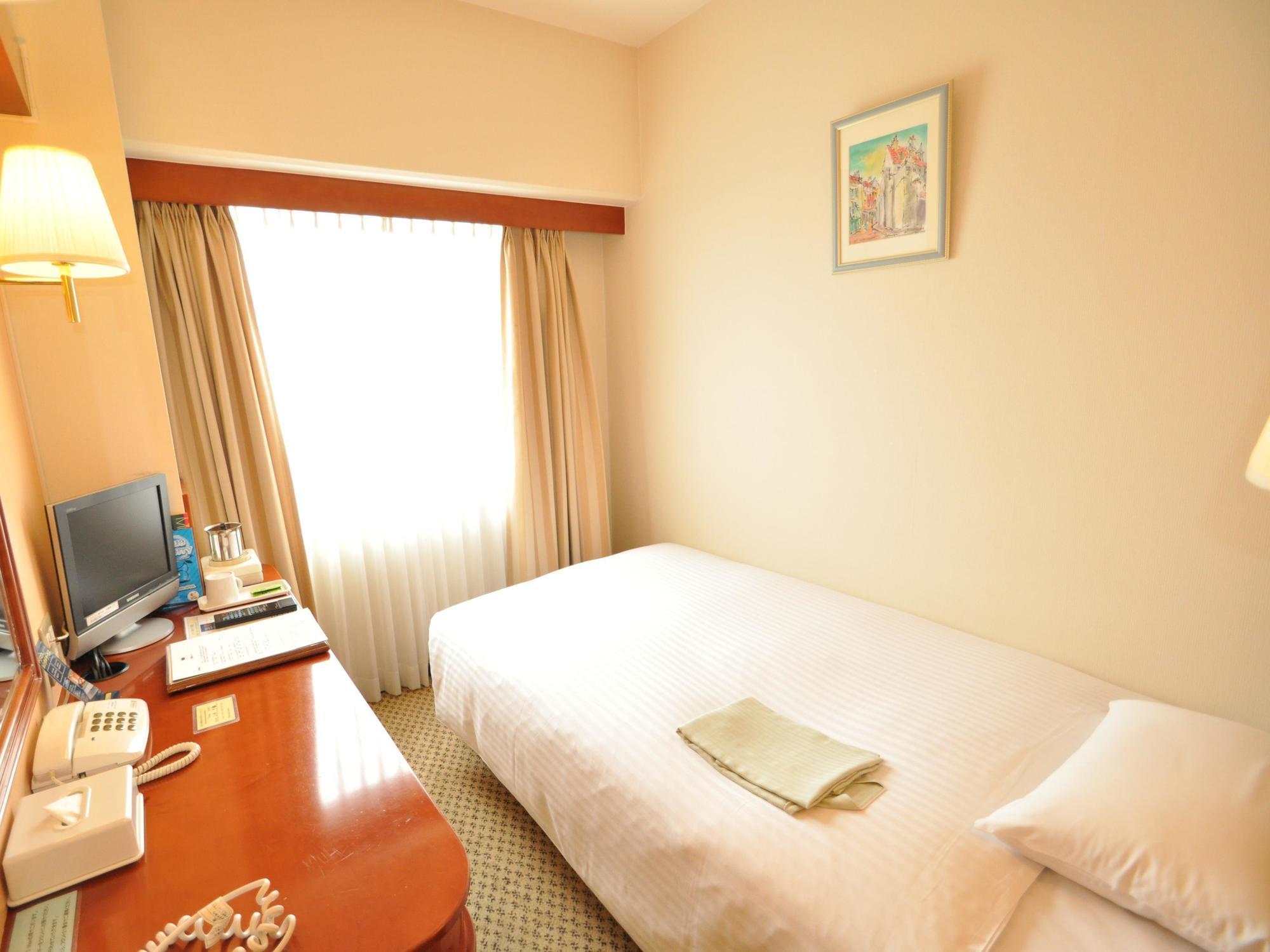 אוסקה Toko City Hotel Umeda מראה חיצוני תמונה